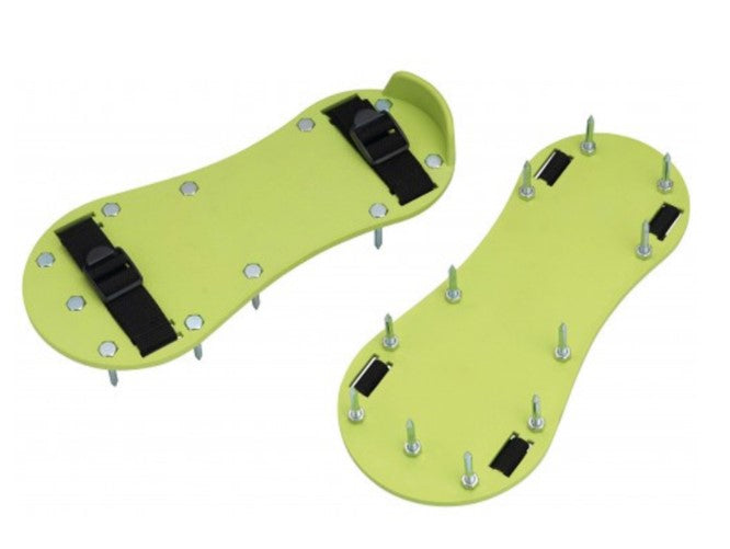 Wolff Nail Shoes Pair